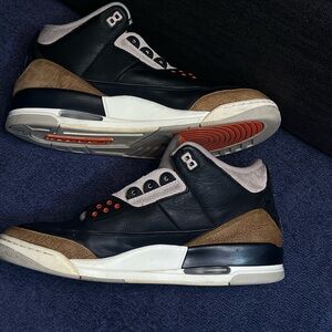 Air Jordan 3 Retro
GS 'Desert
Elephant'